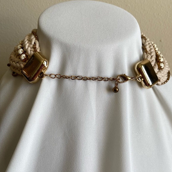 UNIQUE cream and goldtone with solid white stones, choker/collar style. 15-16” L - Picture 3 of 4